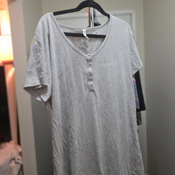 Boutique Maternity Wear Bundle – Designer Comfort Meets Everyday Elegance - Picture 7 of 15